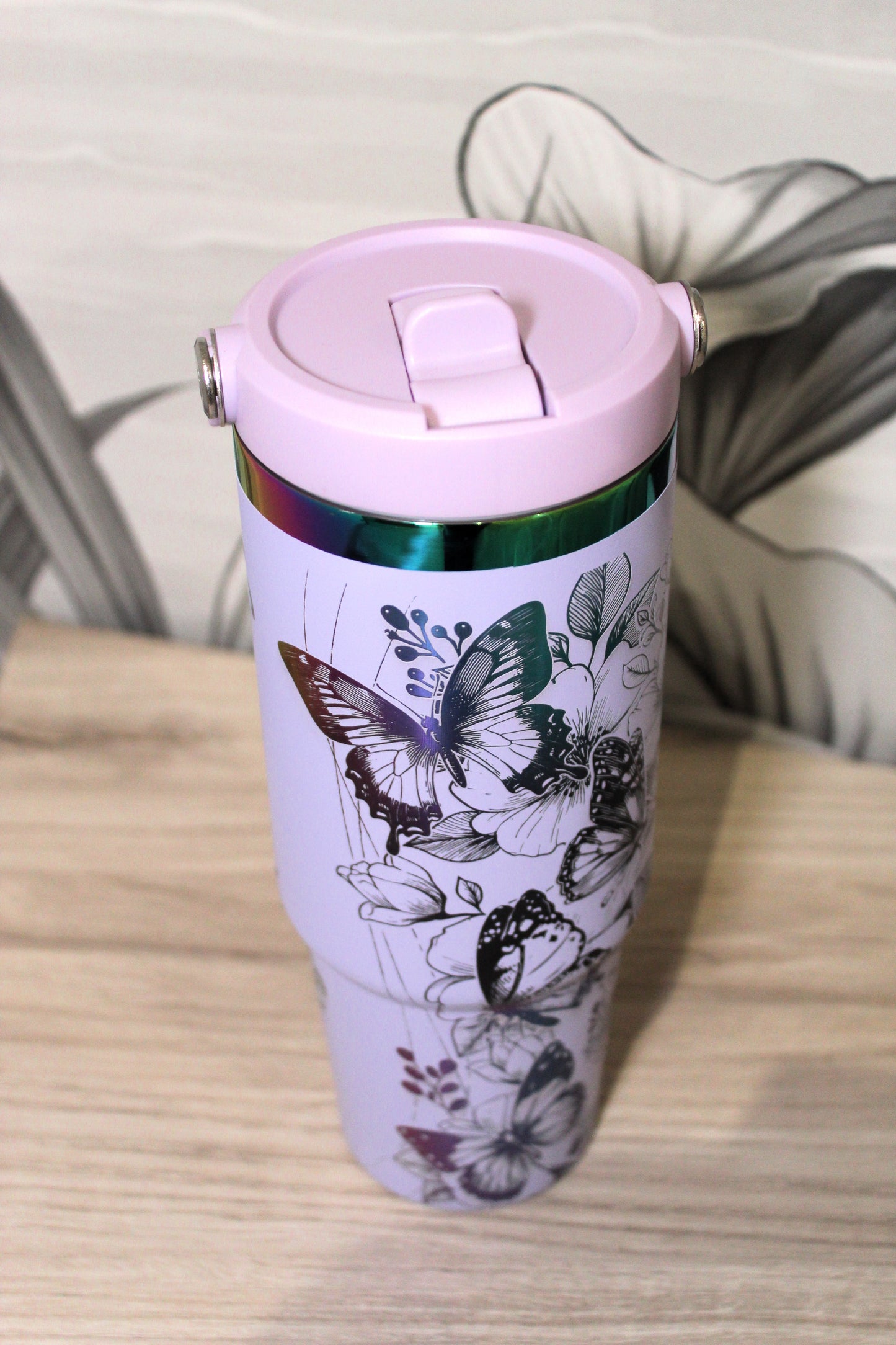 Termo iridiscente personalizado con nombre