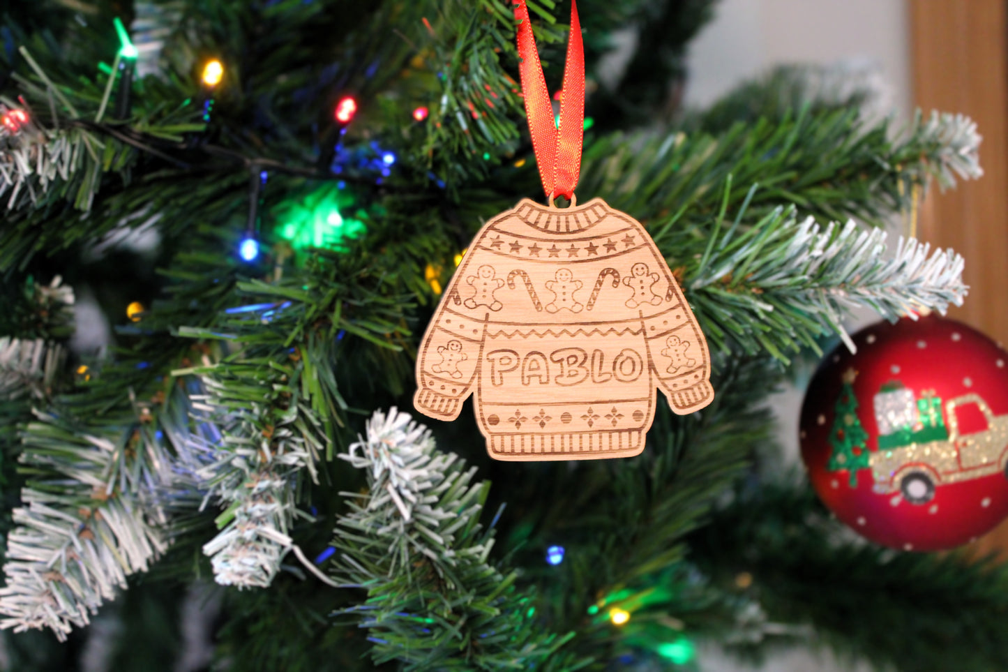 Adorno de Navidad modelo jersey, bola de Navidad para el árbol