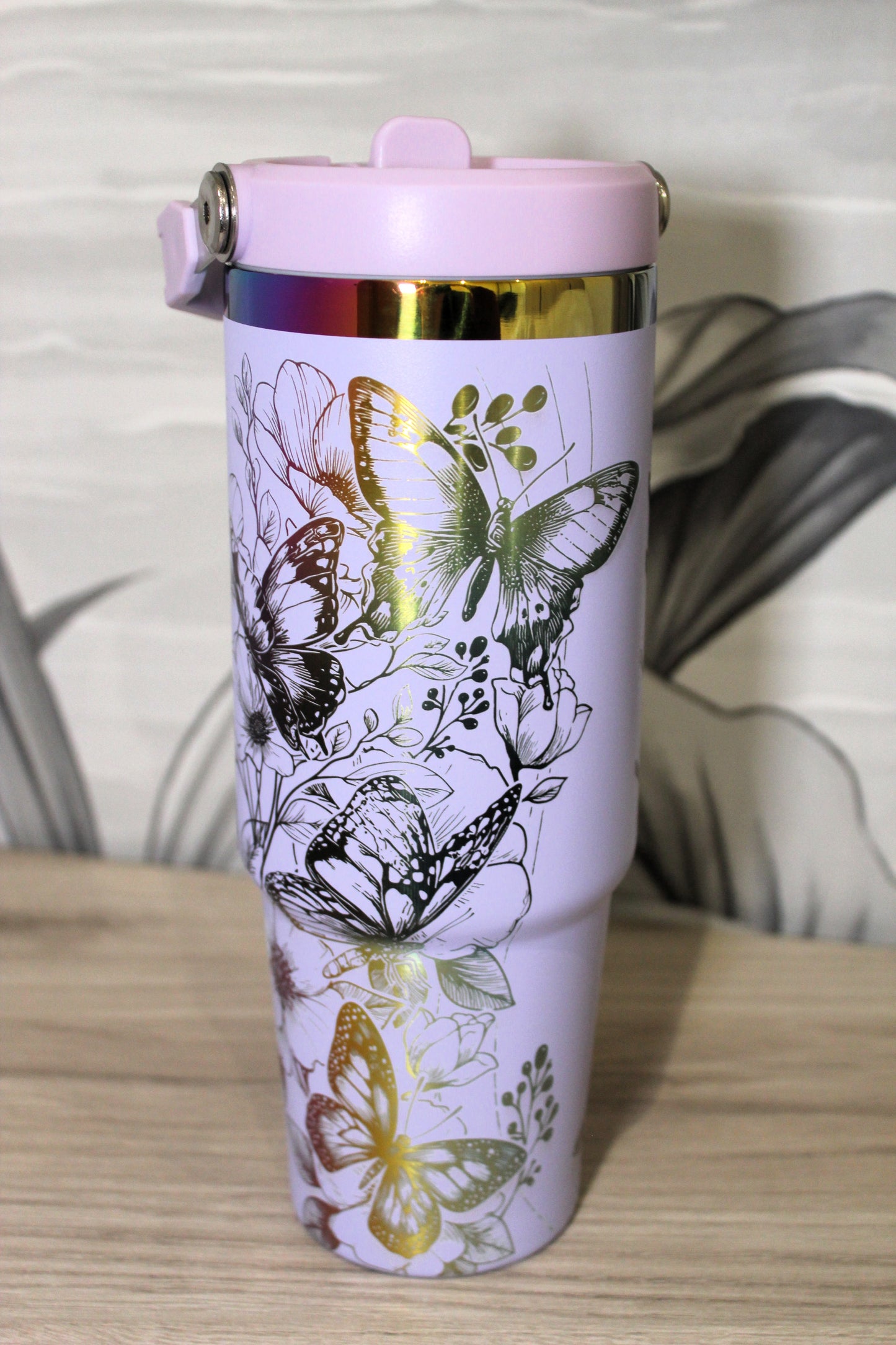 Termo iridiscente personalizado con nombre