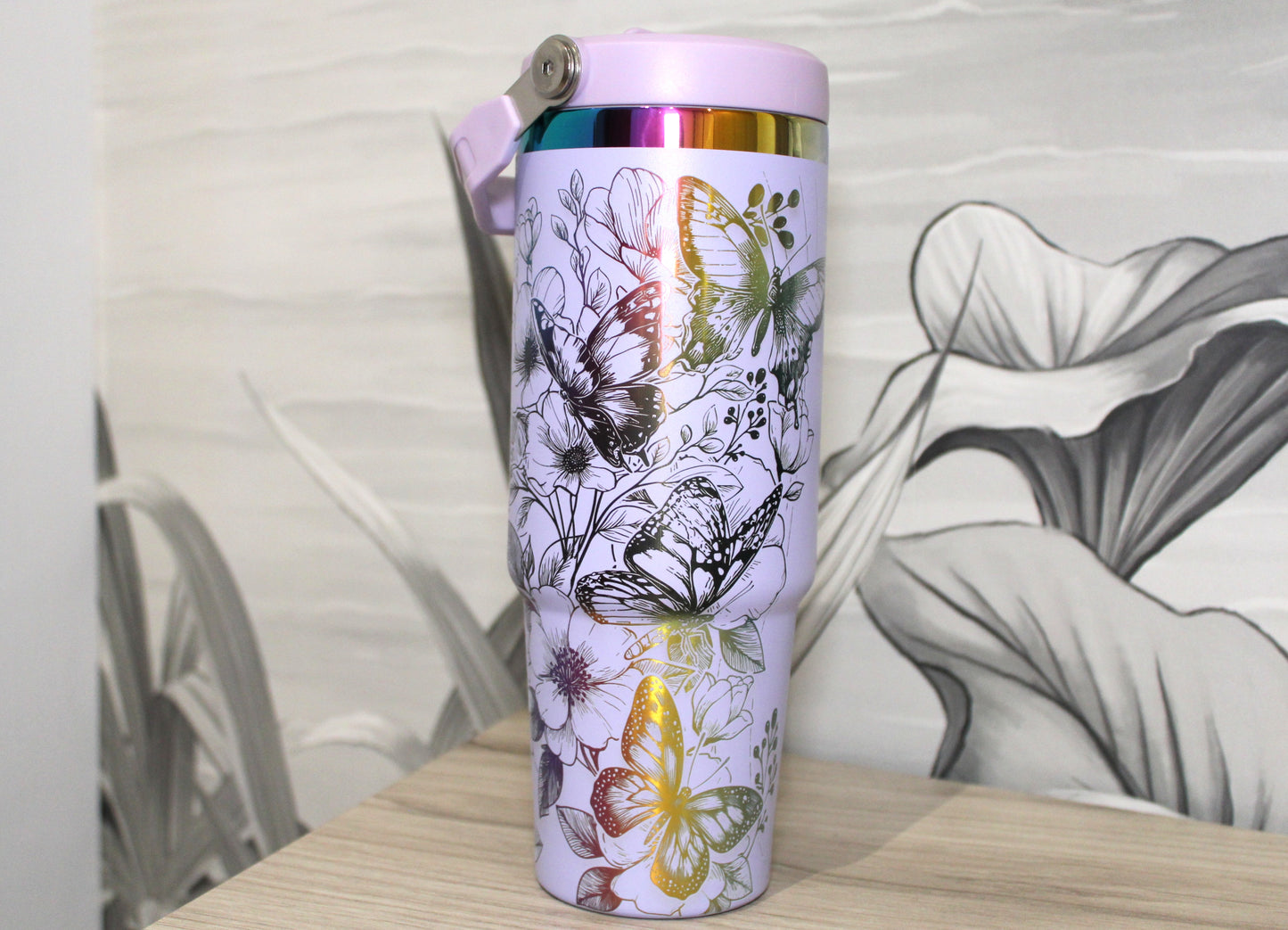 Termo iridiscente personalizado con nombre