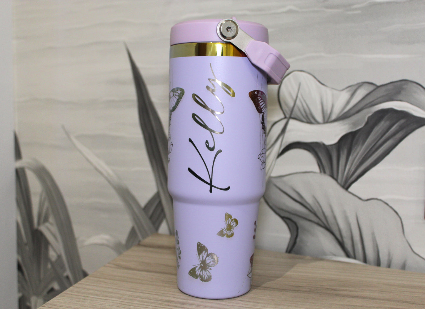 Termo iridiscente personalizado con nombre